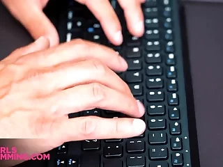 Gorgeous analingus with hot diminutive teen Hazel Moore