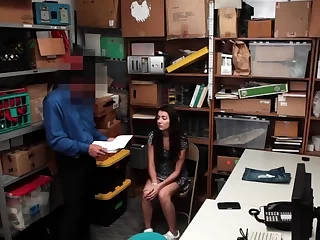 Hot brown-haired teenie